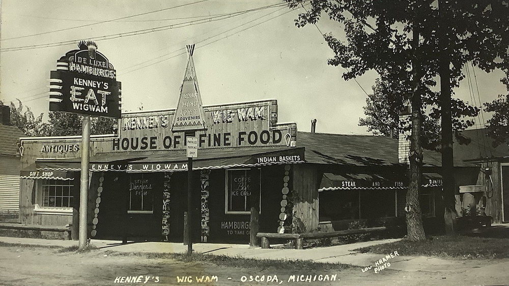 Kenneys Wig Wam (Wig-Wam, Wigwam) - Postcard (newer photo)